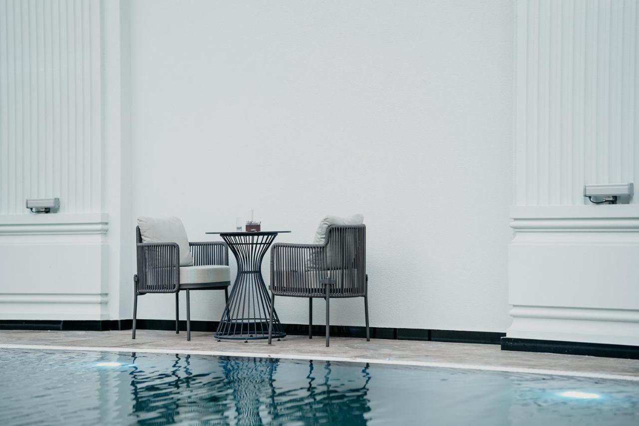 Martiness Hotel ドゥラス エクステリア 写真