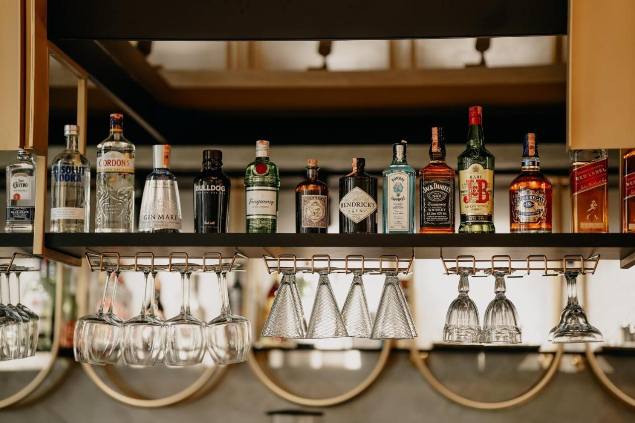 Martiness Hotel ドゥラス エクステリア 写真